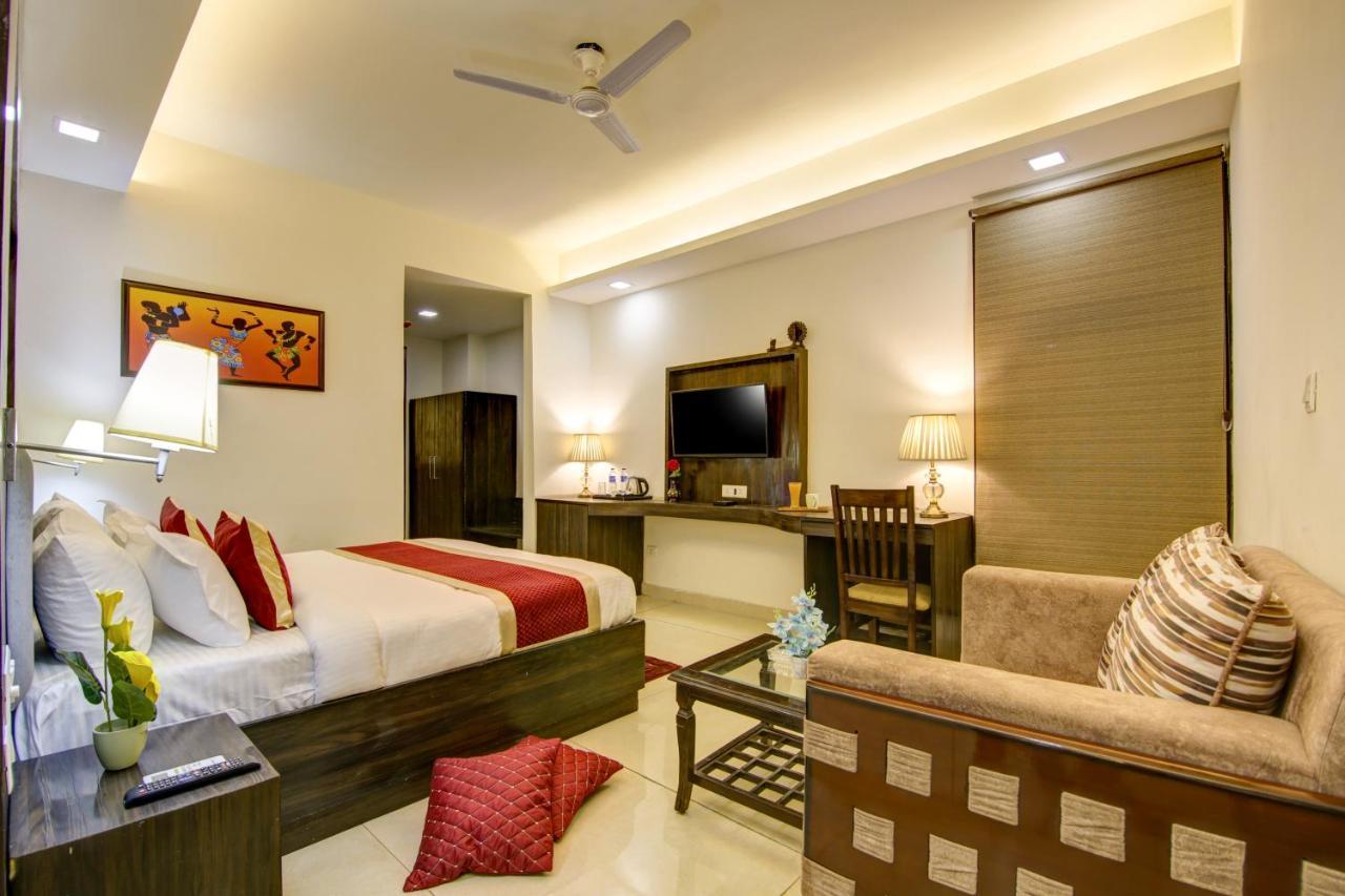 Hotel Park Tree Near Delhi Airport Neu-Delhi Exterior foto