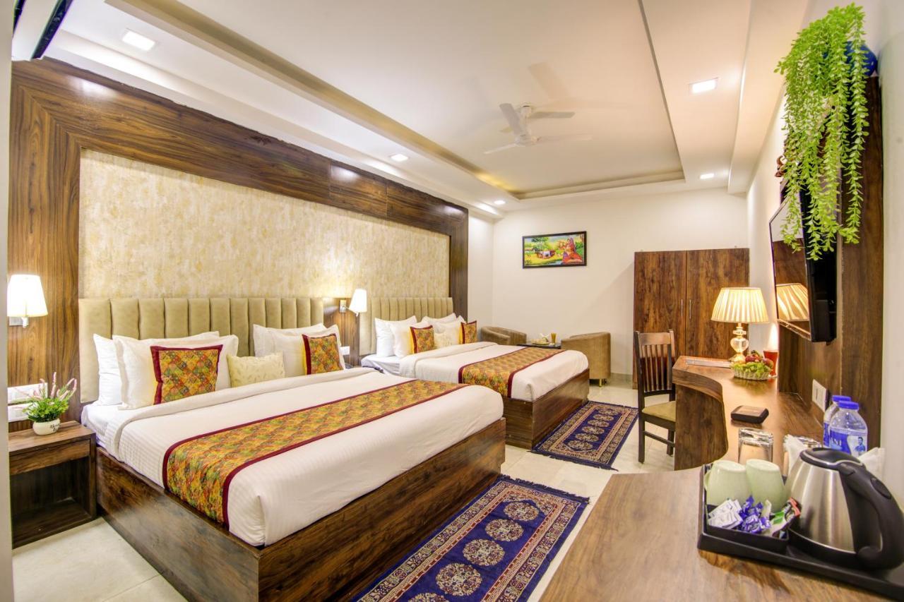 Hotel Park Tree Near Delhi Airport Neu-Delhi Exterior foto