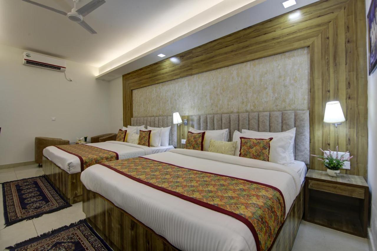 Hotel Park Tree Near Delhi Airport Neu-Delhi Exterior foto