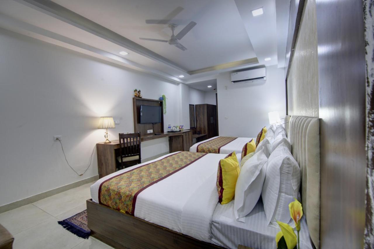 Hotel Park Tree Near Delhi Airport Neu-Delhi Exterior foto